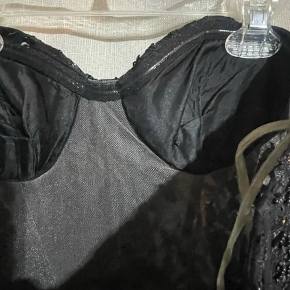 Beautiful NWT Black size 2 Prom Dress! - Picture 7 of 14